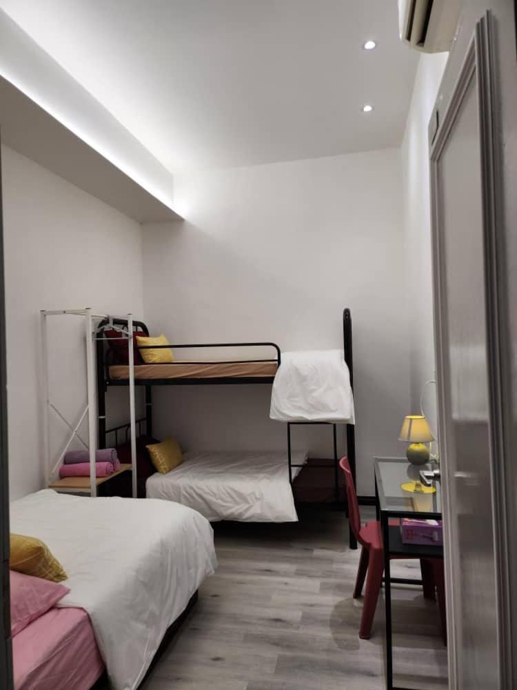 One Point Inn King Centre Kuching Bagian luar foto